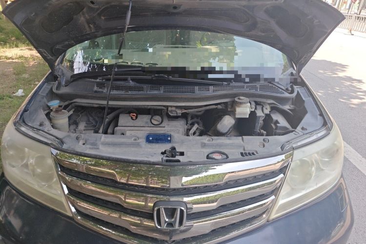 Used Honda Elysion 2012 2.4L VTi Luxury Edition Engine Bay