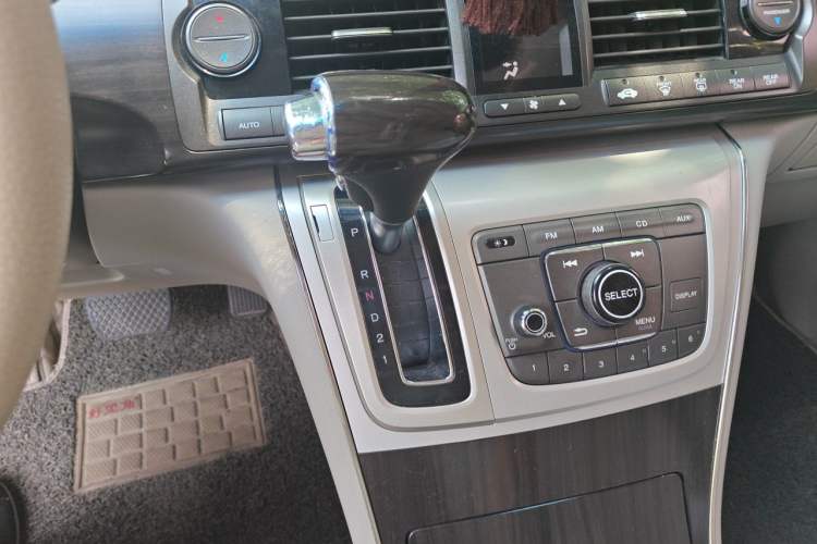 Used Honda Elysion 2012 2.4L VTi Luxury Edition Gear Lever