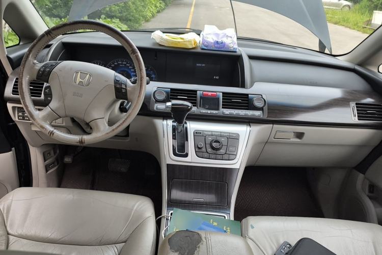 Used Honda Elysion 2012 2.4L VTi-S Prestige Edition Center Console