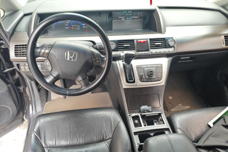 Used Honda Elysion 2012 2.4L VTi-S Prestige Edition Center Console