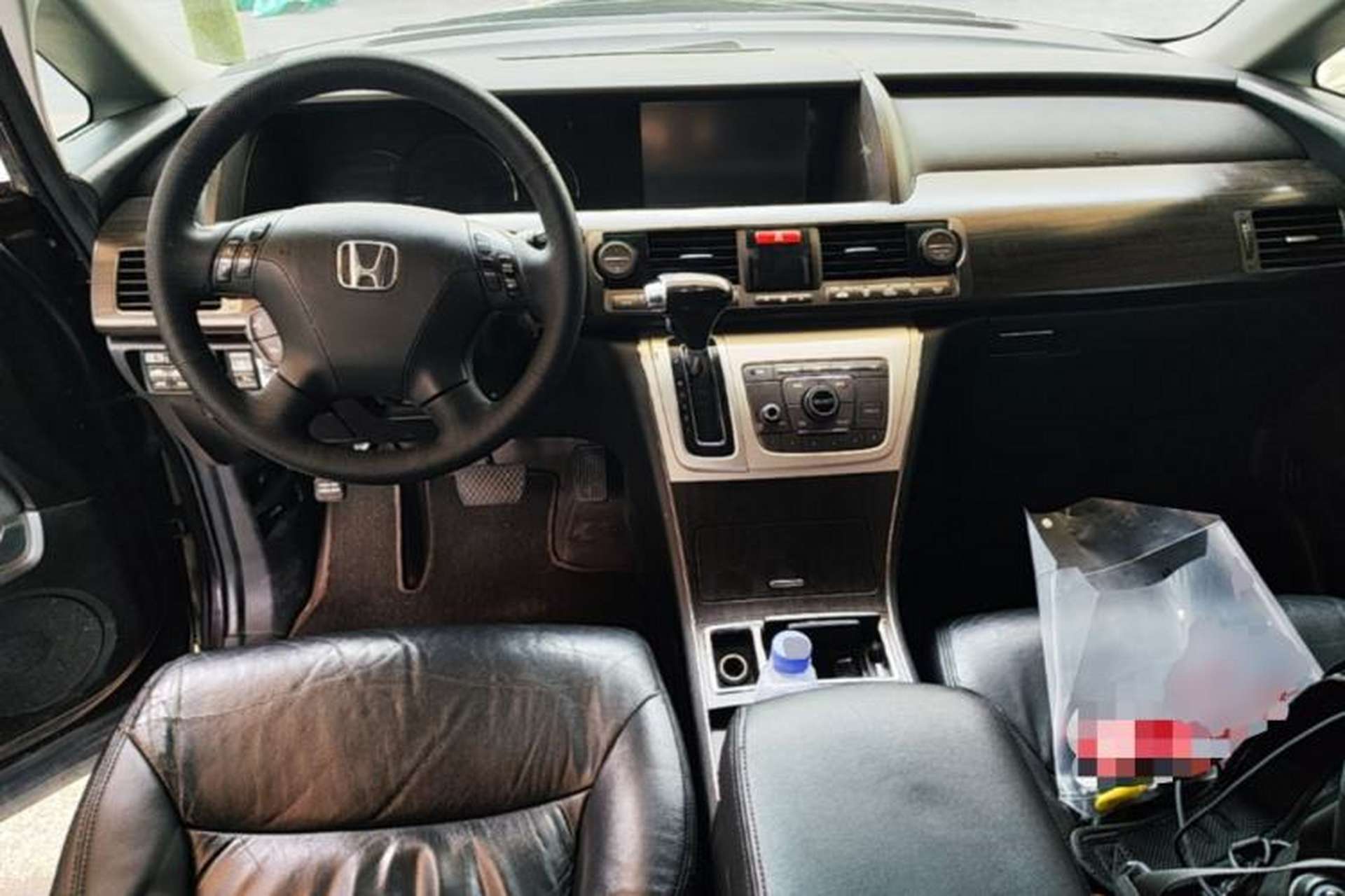 Used Honda Elysion 2012 2.4L VTi-S Prestige Edition Center Console