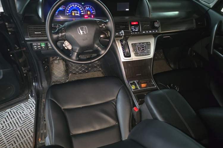 Used Honda Elysion 2012 2.4L VTi-S Prestige Edition Center Console