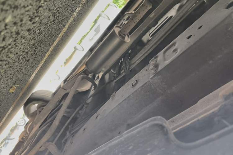Used Honda Elysion 2012 2.4L VTi-S Prestige Edition Chassis Front Left