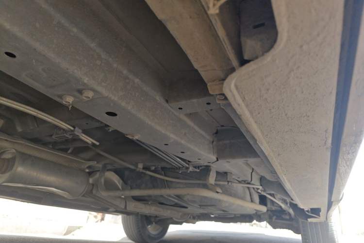 Used Honda Elysion 2012 2.4L VTi Luxury Edition Chassis Front Left