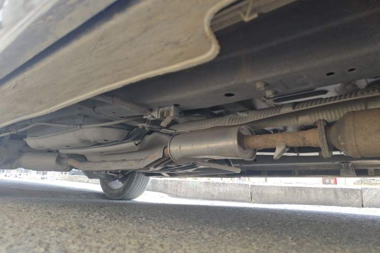 Used Honda Elysion 2012 2.4L VTi Luxury Edition Chassis Front Right