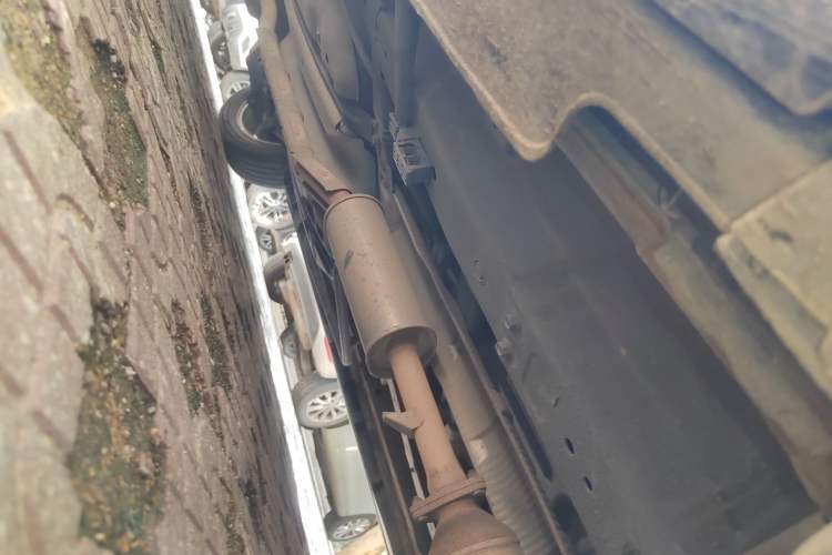 Used Honda Elysion 2012 2.4L VTi Comfort Edition Chassis Front Right