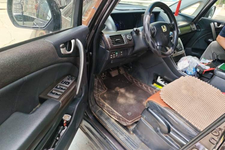Used Honda Elysion 2012 2.4L VTi Comfort Edition Driver Seat