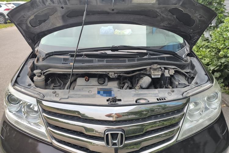 Used Honda Elysion 2012 2.4L VTi-S Prestige Edition Engine Bay