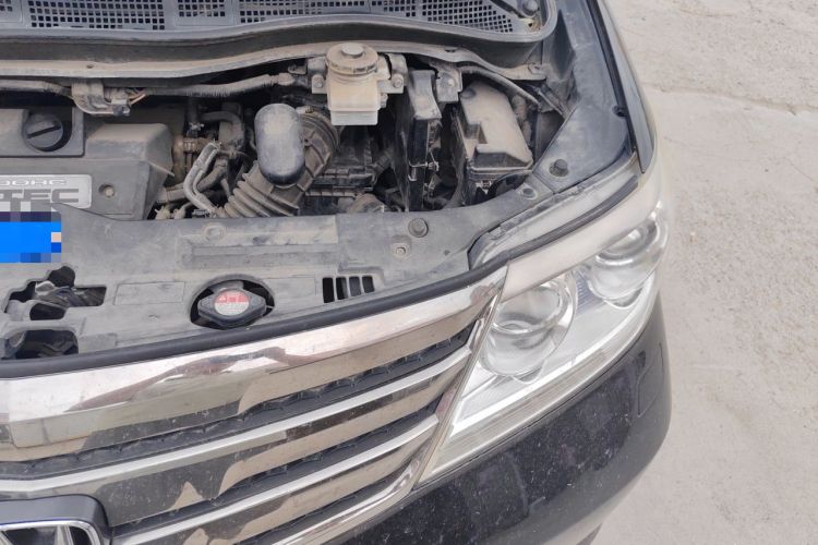 Used Honda Elysion 2012 2.4L VTi-S Prestige Edition Engine Bay Left