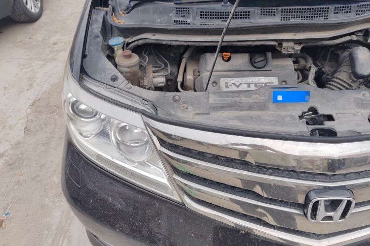 Used Honda Elysion 2012 2.4L VTi-S Prestige Edition Engine Bay Right