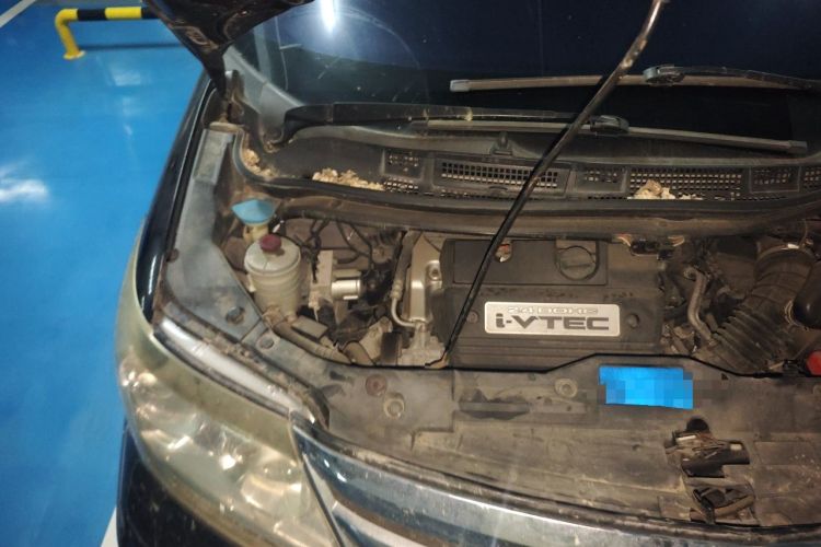 Used Honda Elysion 2012 2.4L VTi-S Prestige Edition Engine Bay Right