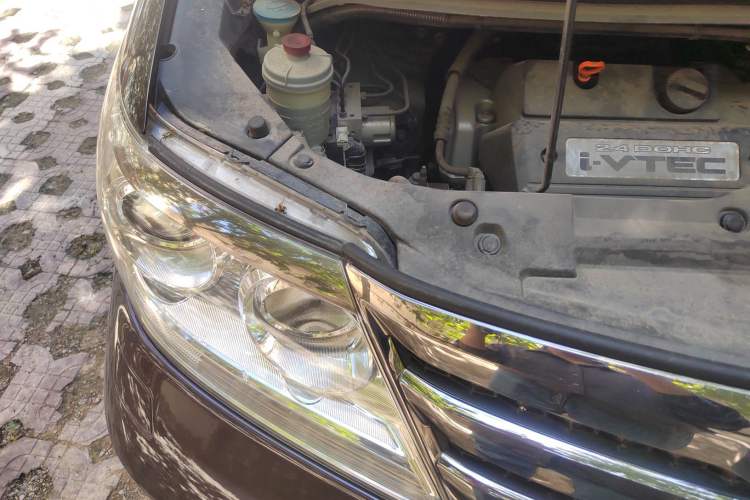 Used Honda Elysion 2012 2.4L VTi Comfort Edition Engine Bay Right