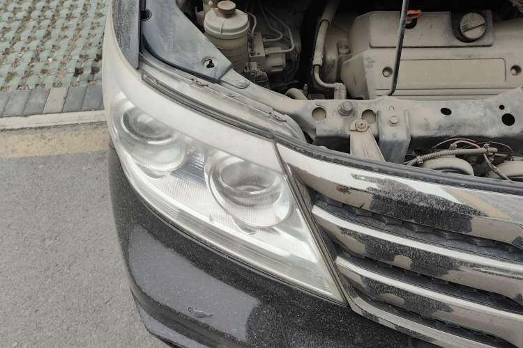 Used Honda Elysion 2012 2.4L VTi-S Prestige Edition Engine Bay Right