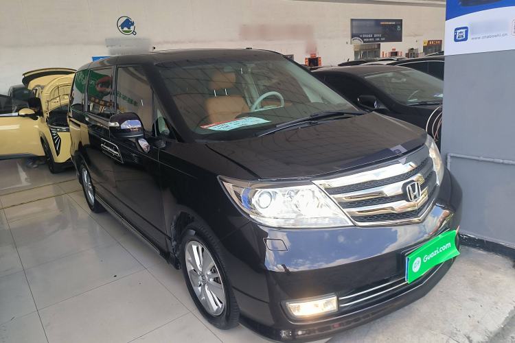 Used Honda Elysion 2012 2.4L VTi Luxury Edition Front Right 45 Deg