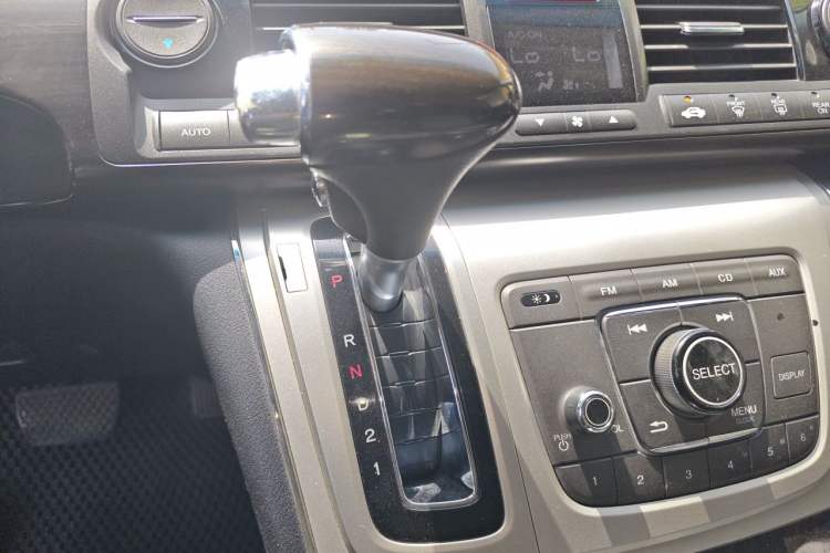 Used Honda Elysion 2012 2.4L VTi Luxury Edition Gear Lever