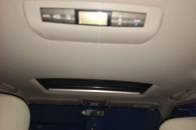 Used Honda Elysion 2012 2.4L VTi-S Prestige Edition Headliner