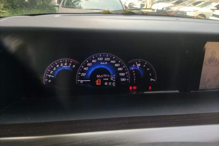 Used Honda Elysion 2012 2.4L VTi Luxury Edition Instrument Cluster