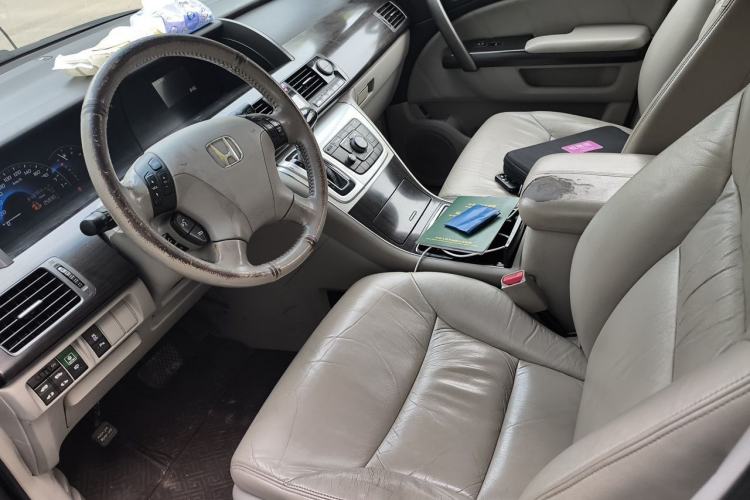 Used Honda Elysion 2012 2.4L VTi-S Prestige Edition Left Front Seat