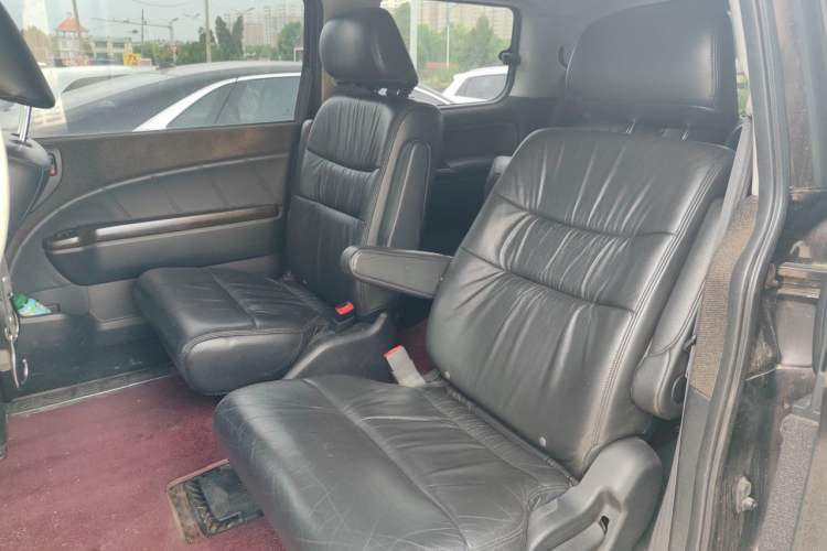 Used Honda Elysion 2012 2.4L VTi-S Prestige Edition Left Rear Seat