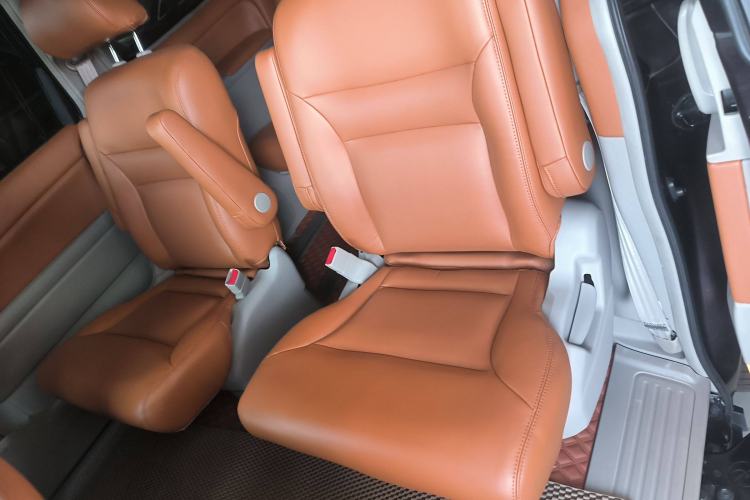 Used Honda Elysion 2012 2.4L VTi Luxury Edition Left Rear Seat