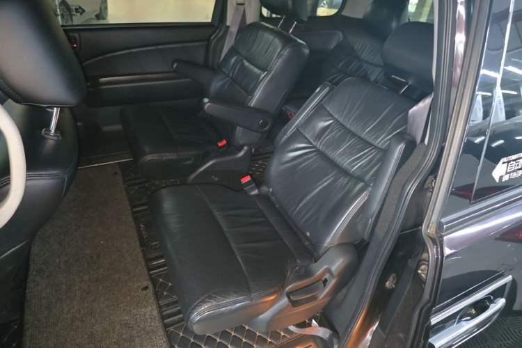 Used Honda Elysion 2012 2.4L VTi-S Prestige Edition Left Rear Seat