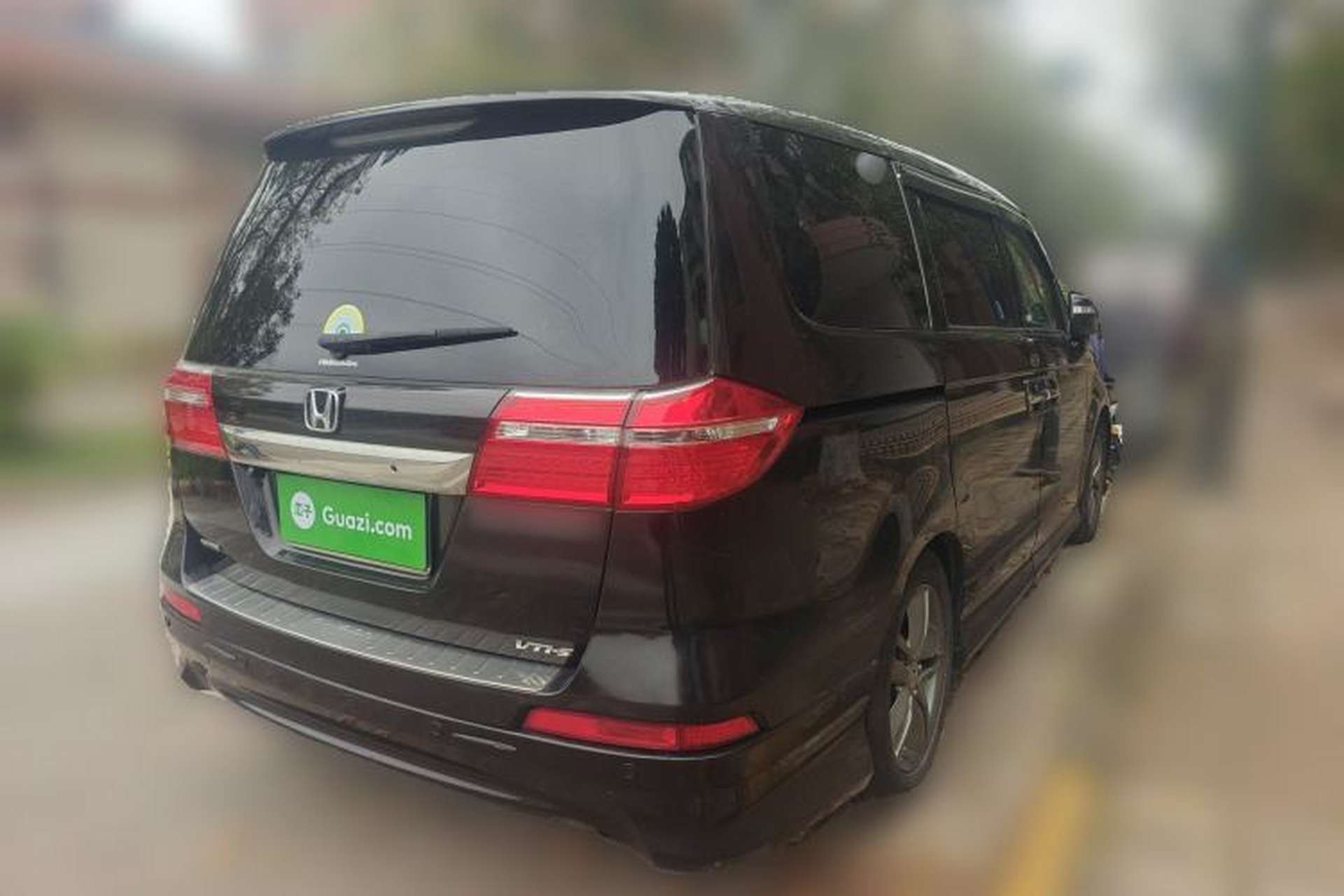 Used Honda Elysion 2012 2.4L VTi-S Prestige Edition Rear Right 45 Deg
