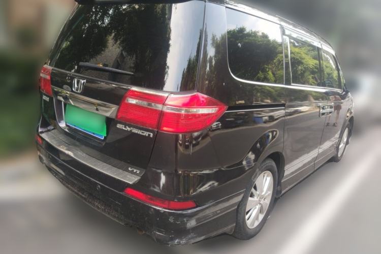 Used Honda Elysion 2012 2.4L VTi Luxury Edition Rear Right 45 Deg