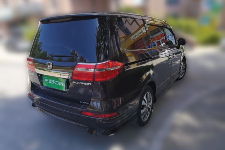 Used Honda Elysion 2012 2.4L VTi-S Prestige Edition Rear Right 45 Deg