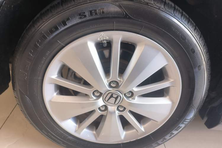 Used Honda Elysion 2012 2.4L VTi Luxury Edition Right Rear Wheel Hub