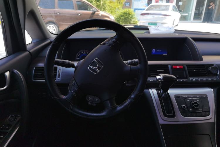 Used Honda Elysion 2012 2.4L VTi-S Prestige Edition Steering Wheel