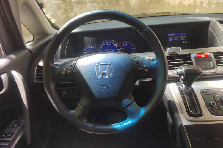 Used Honda Elysion 2012 2.4L VTi Comfort Edition Steering Wheel
