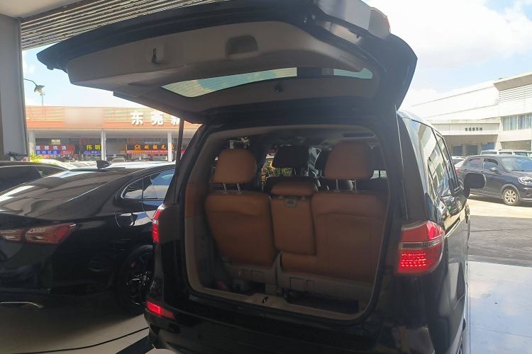 Used Honda Elysion 2012 2.4L VTi Luxury Edition Trunk