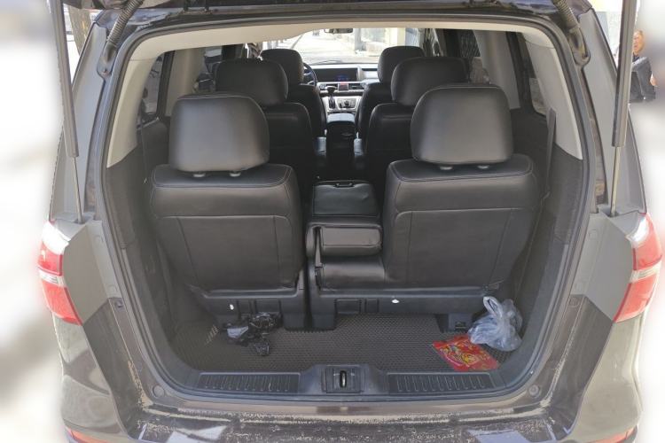 Used Honda Elysion 2012 2.4L VTi Luxury Edition Trunk