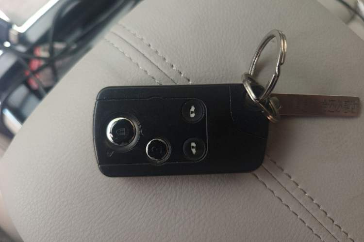 Used Honda Elysion 2012 2.4L VTi-S Prestige Edition Vehicle Key