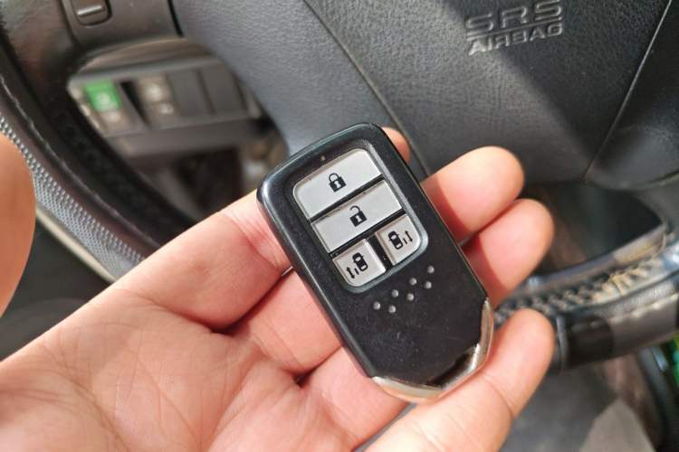Used Honda Elysion 2012 2.4L VTi Comfort Edition Vehicle Key