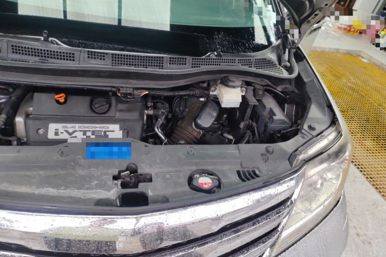 Used Honda Elysion 2012 2.4L VTi Luxury Edition Engine Bay Left