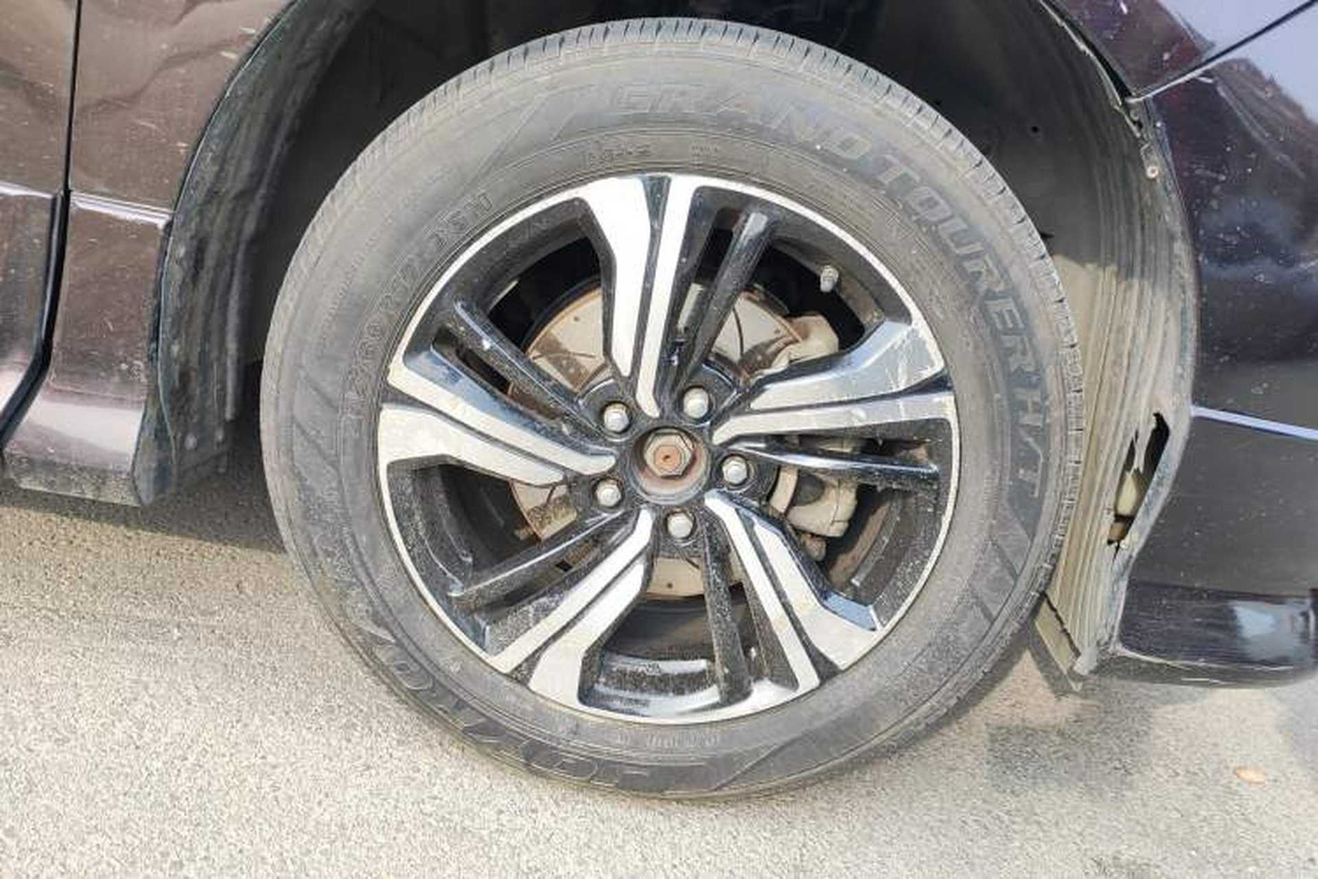 Used Honda Elysion 2012 2.4L VTi-S Prestige Edition Right Front Wheel Hub