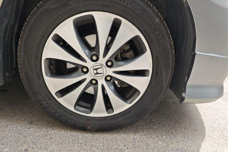 Used Honda Elysion 2012 2.4L VTi-S Prestige Edition Right Front Wheel Hub