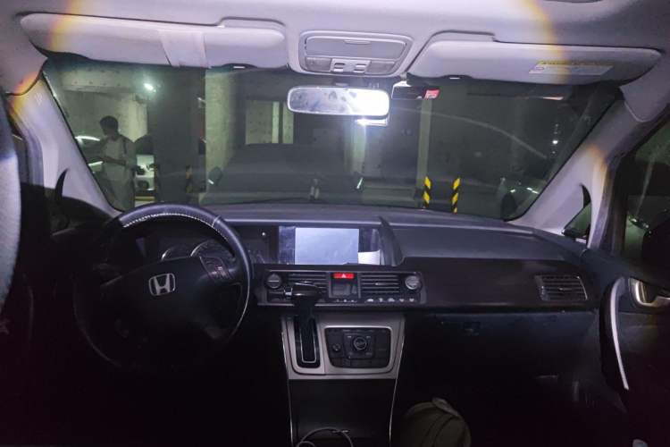 Used Honda Elysion 2012 2.4L VTi-S Prestige Edition Center Console