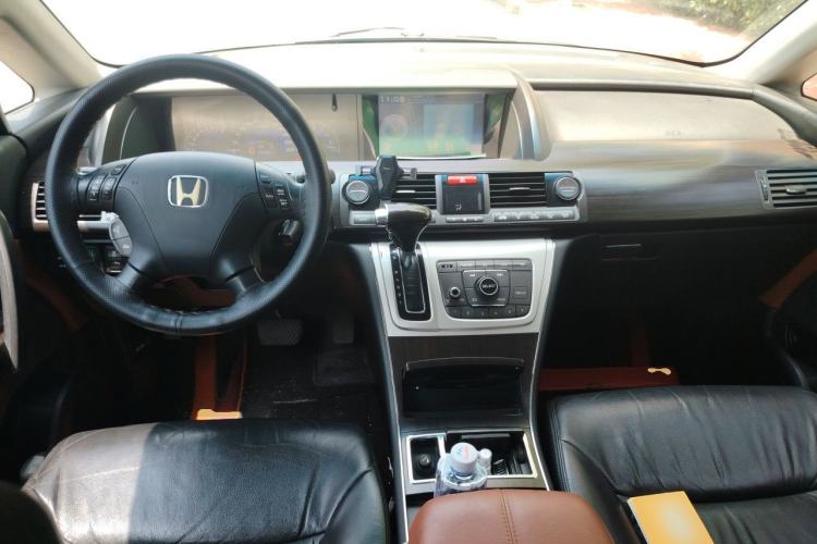 Used Honda Elysion 2012 2.4L VTi-S Prestige Edition Center Console