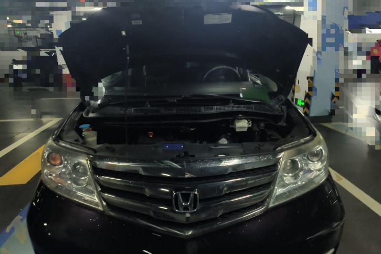 Used Honda Elysion 2012 2.4L VTi-S Prestige Edition Engine Bay