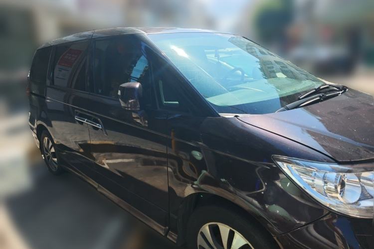 Used Honda Elysion 2012 2.4L VTi-S Prestige Edition Front Right 45 Deg