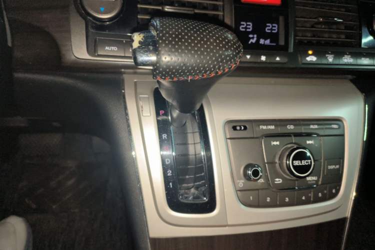 Used Honda Elysion 2012 2.4L VTi-S Prestige Edition Gear Lever