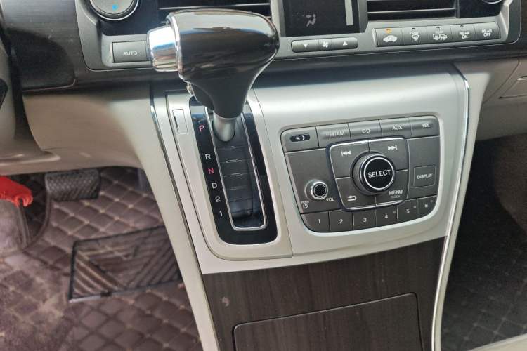 Used Honda Elysion 2012 2.4L VTi-S Prestige Edition Gear Lever
