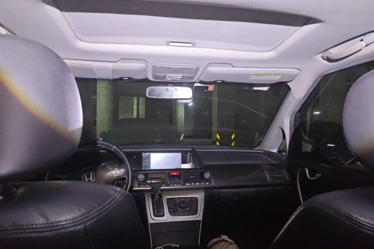 Used Honda Elysion 2012 2.4L VTi-S Prestige Edition Headliner