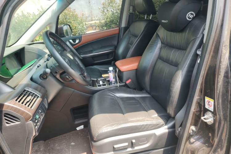 Used Honda Elysion 2012 2.4L VTi-S Prestige Edition Left Front Seat