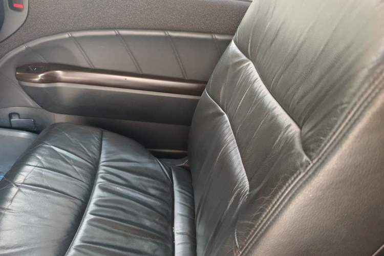 Used Honda Elysion 2012 2.4L VTi-S Prestige Edition Left Rear Seat