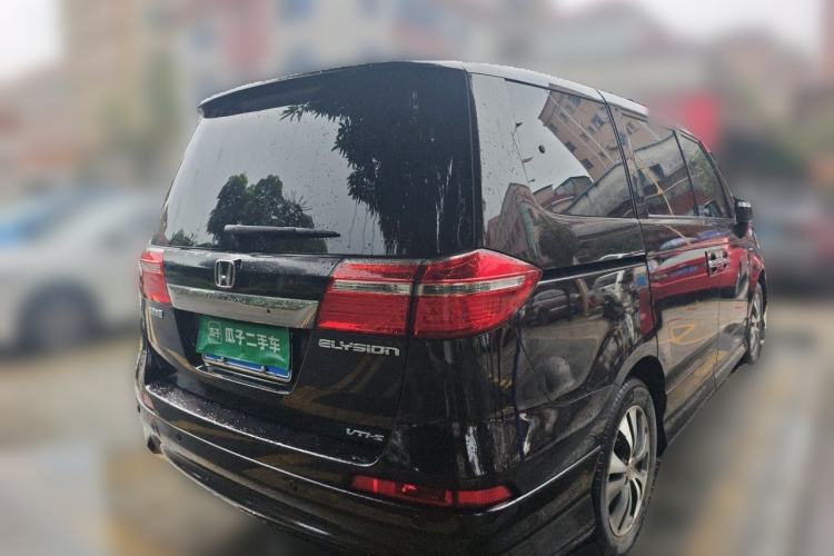 Used Honda Elysion 2012 2.4L VTi-S Prestige Edition Rear Right 45 Deg