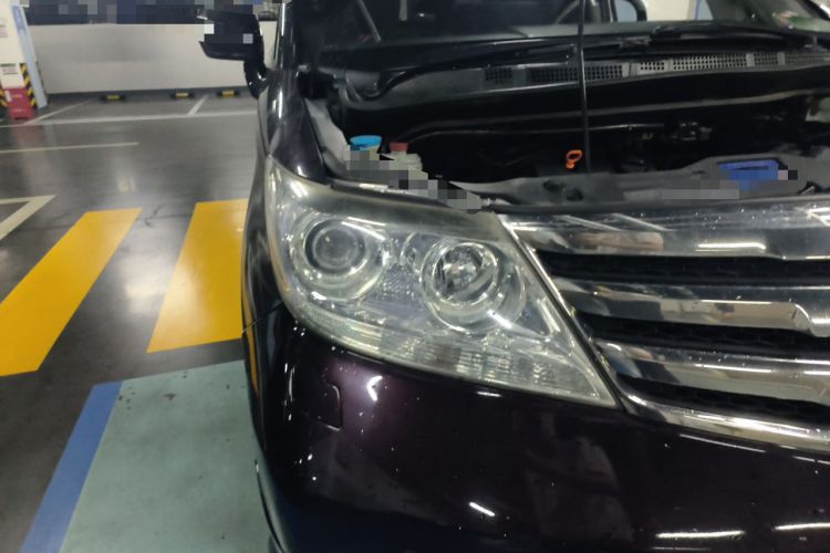 Used Honda Elysion 2012 2.4L VTi-S Prestige Edition Right Front Headlight
