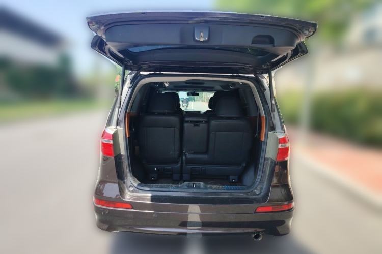 Used Honda Elysion 2012 2.4L VTi-S Prestige Edition Trunk